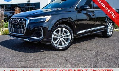 2025 Audi Q7 Quattro Premium