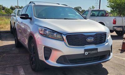 2019 Kia Sorento L LX S
