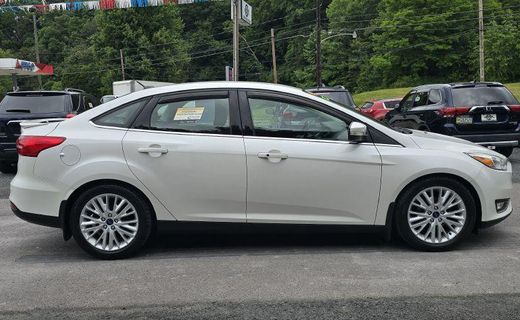 2017 Ford Focus Titanium