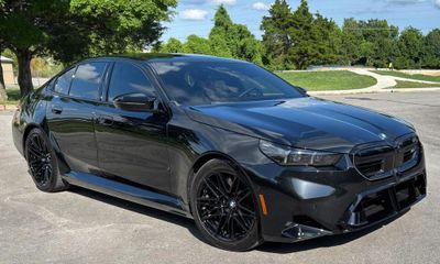2026 BMW M5
