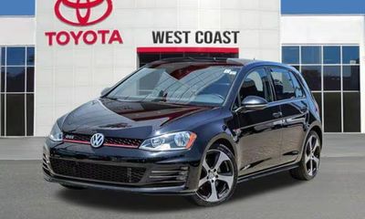 2016 Volkswagen Golf GTI 2 0T Base