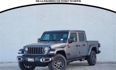 2026 Jeep Gladiator Sport