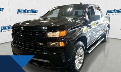 2020 Chevrolet Silverado Custom