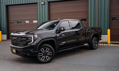 2022 GMC Sierra AT4