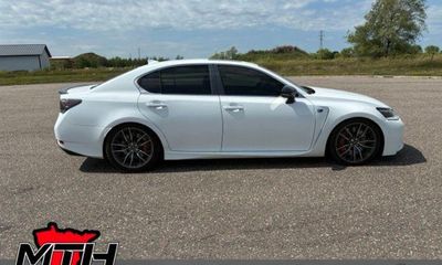 2016 Lexus GS F