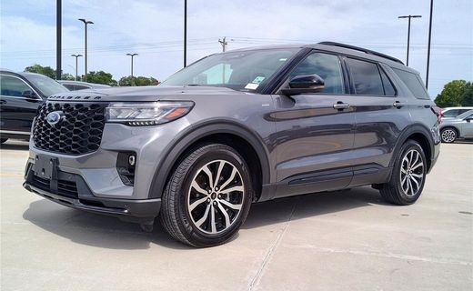 2025 Ford Explorer