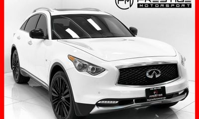 2017 Infiniti QX70 Base