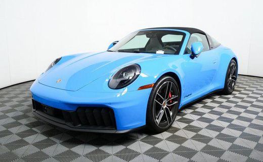 2025 Porsche 911 Targa 4 GTS
