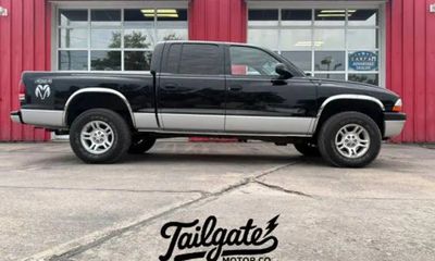 2002 Dodge Dakota SLT