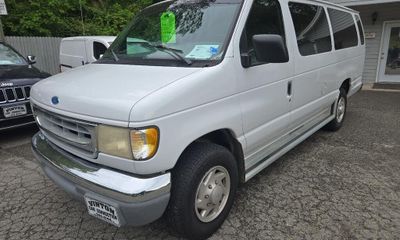 1997 Ford E-350 XLT Super Club