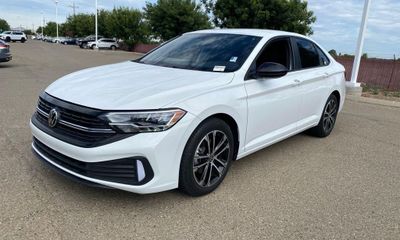 2024 Volkswagen Jetta Sport AQ301 Trans