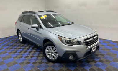 2019 Subaru Outback Premium ES