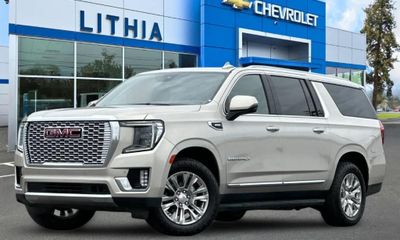 2023 GMC Yukon XL Denali
