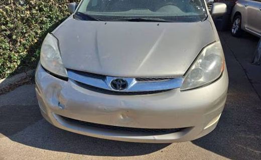 2009 Toyota Sienna XLE