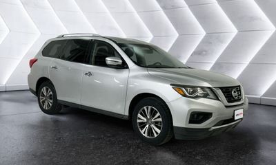 2020 Nissan Pathfinder SL