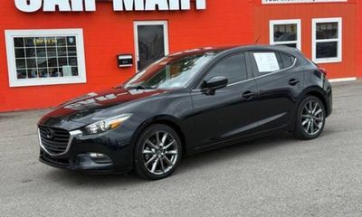 2018 Mazda MAZDA3 Touring