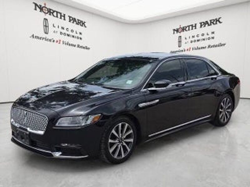 2018 Lincoln Continental — a typically priced live listing