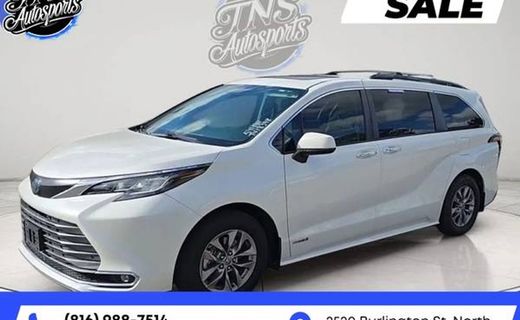 2021 Toyota Sienna XLE