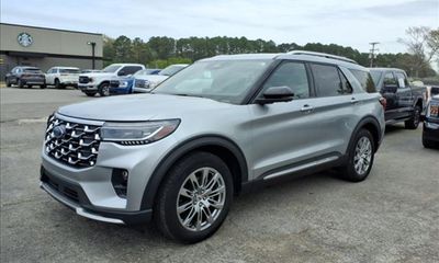 2025 Ford Explorer Platinum