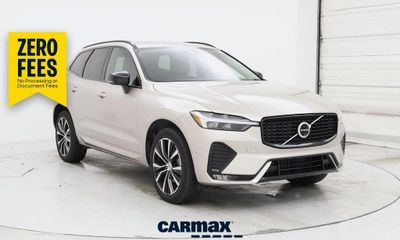 2024 Volvo XC60 Plus Dark