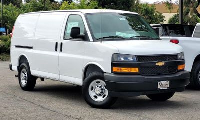 2026 Chevrolet Express 2500