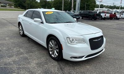 2017 Chrysler 300 Limited