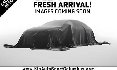 2025 Kia K5 EX