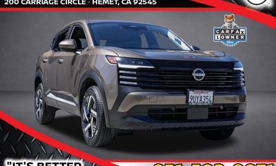 2025 Nissan Kicks MPV SV