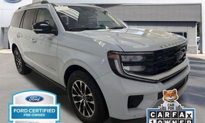 2025 Ford Expedition Platinum