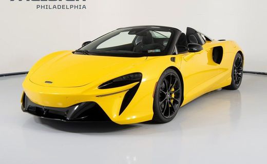 2026 McLaren Artura Spider