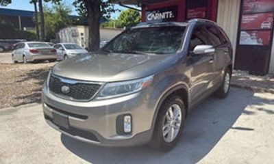 2012 Kia Sorento GL