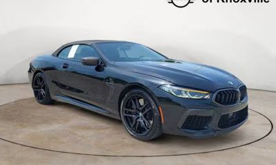 2023 BMW M8