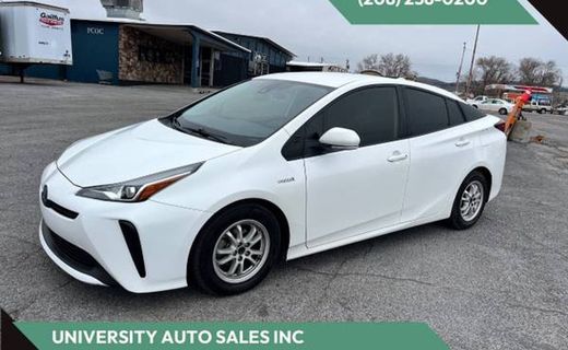 2021 Toyota Prius LE