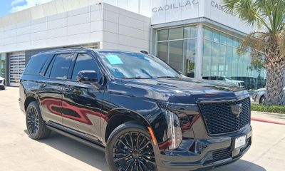 2026 Cadillac Escalade Platinum Sport