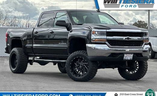 2017 Chevrolet Silverado LT