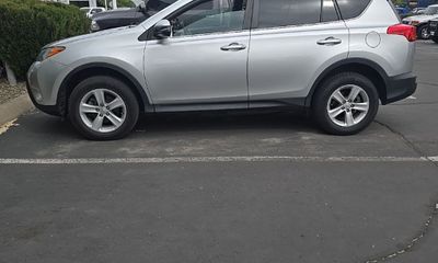 2014 Toyota RAV4 Sports
