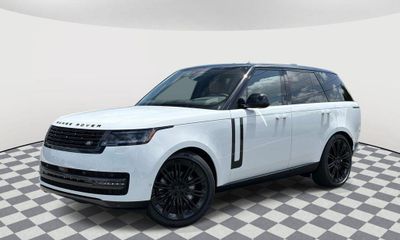 2026 Land Rover Range SE