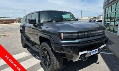 2025 GMC Hummer EV SUV 2X