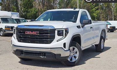 2026 GMC Sierra Pro