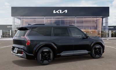 2024 Kia EV9 GT Line