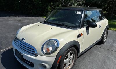2011 Mini Hardtop Base