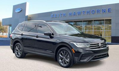 2023 Volkswagen Tiguan SE