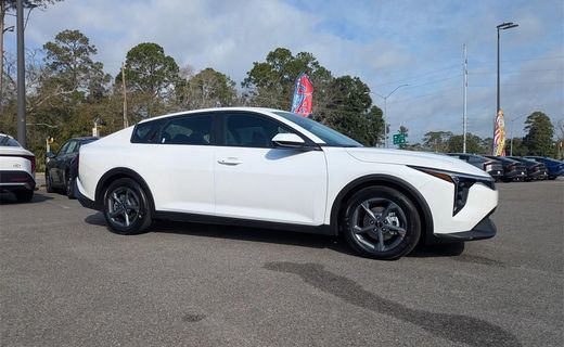 2026 Kia K4