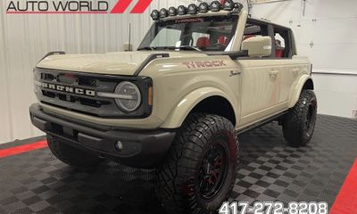 2025 Ford Bronco Outer Banks