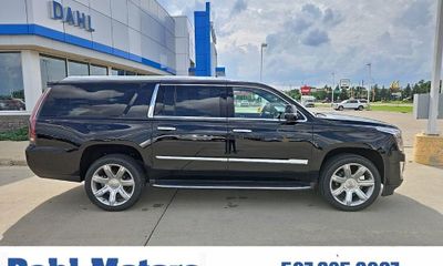 2019 Cadillac Escalade ESV Luxury