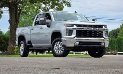 2023 Chevrolet Silverado HD LT