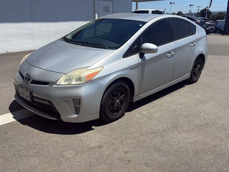 2012 Toyota Prius — a typically priced live listing