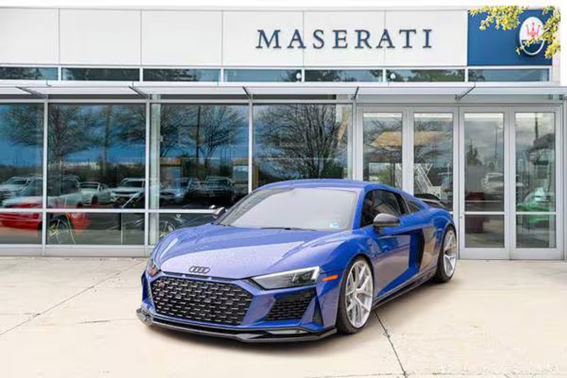 2020 Audi R8 — a typically priced live listing