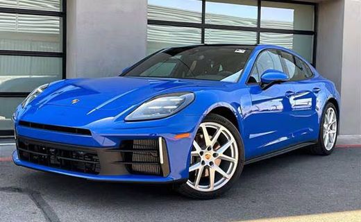 2025 Porsche Panamera