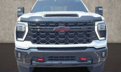 2024 Chevrolet Silverado HD ZR2